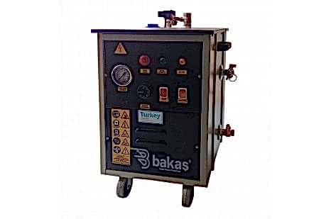 Buharlı Oto Yıkama Makinası 10 Litre Buharlı Oto Yıkama Makinası 10 Litre